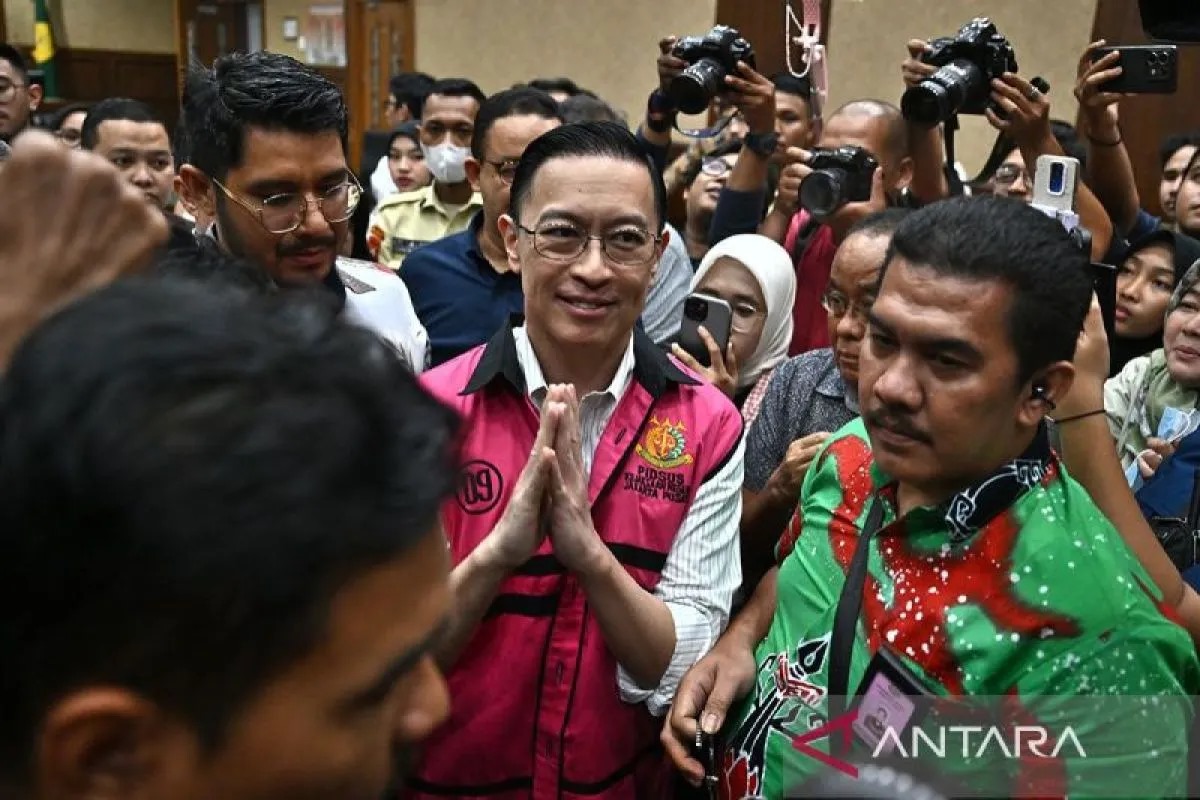 Foto: Tom Lembong Divonis 4,5 Tahun Penjara, Sebut Tak Ada Niat Jahat dalam Kasus Impor Gula | Pifa Net
