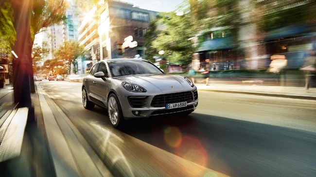Foto: TNI Tegaskan Mobil Porsche Macan Berpelat Dinas Viral adalah Palsu | Pifa Net