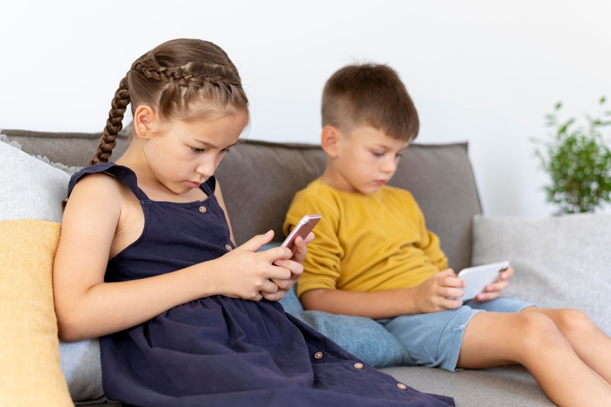 Foto: Anak Usia Dini Sering Terpapar Gawai Bisa Alami Autisme Virtual, Ini Penjelasan Dokter | Pifa Net
