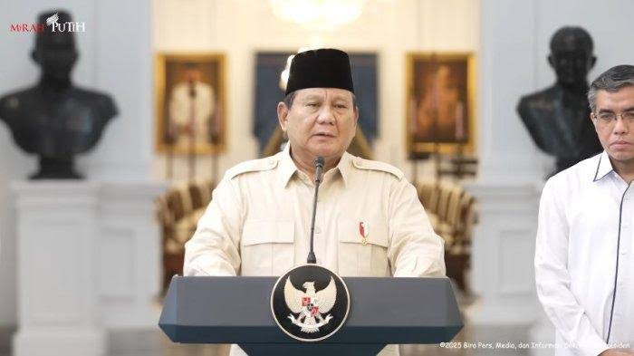 Foto: Presiden Prabowo Pastikan THR dan Gaji ke-13 ASN Dibayar Penuh, Ini Jadwal Pencairannya | Pifa Net