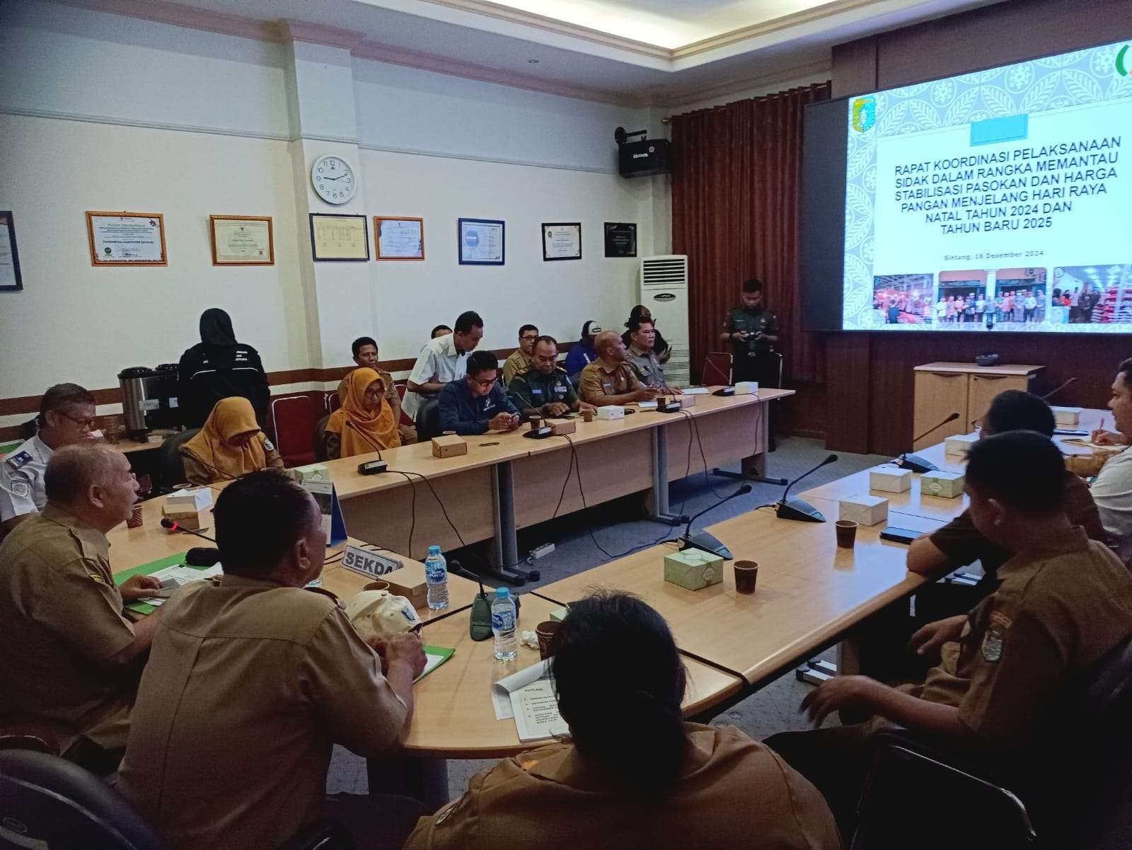 Rakor pasokan dan harga pangan menjelang Hari Raya Natal 2024 dan Tahun Baru 2025. (RRI)