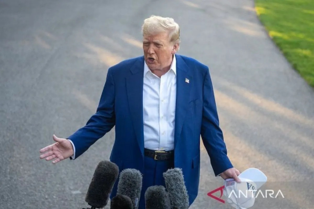 Foto: Trump Tetap Kenakan Tarif Impor 32 Persen kepada Indonesia, Tegaskan Sikap Tegas Soal Defisit Perdagangan | Pifa Net