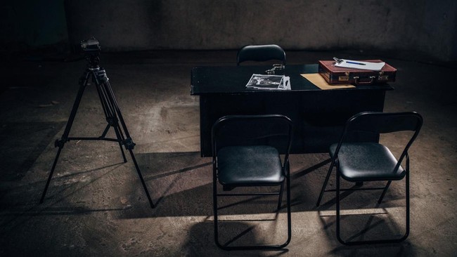 Foto: Wabup Indramayu Diperiksa sebagai Tersangka Korupsi Tunjangan DPRD Rp18 Miliar | Pifa Net