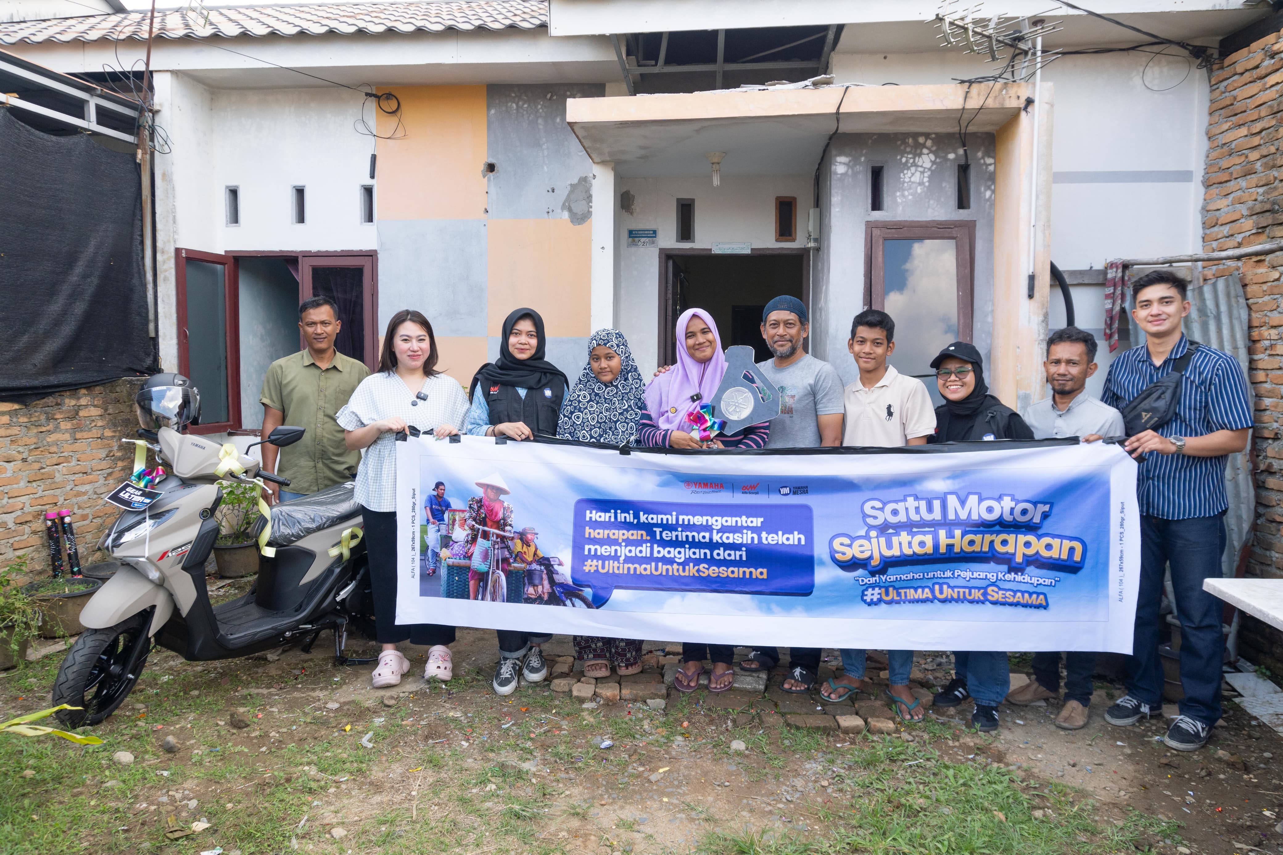 Yamaha GEAR ULTIMA Wujudkan Mimpi Ibu Penjual Jajanan di Medan