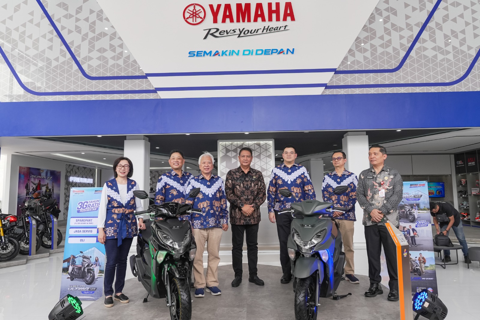 Foto: Sentral Yamaha Calaca, Dealer Premium Resmi Dibuka di Manado | Pifa Net