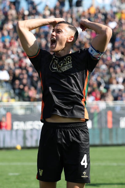 Foto: Kapten Timnas Indonesia dan Venezia, Jay Idzes Diincar Inter, Napoli, AC Milan, Atalanta | Pifa Net