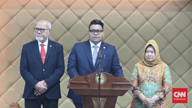 Foto: MPR Batalkan Rencana Ulang Final Cerdas Cermat di Kalbar Usai Ditolak Sekolah Peserta | Pifa Net