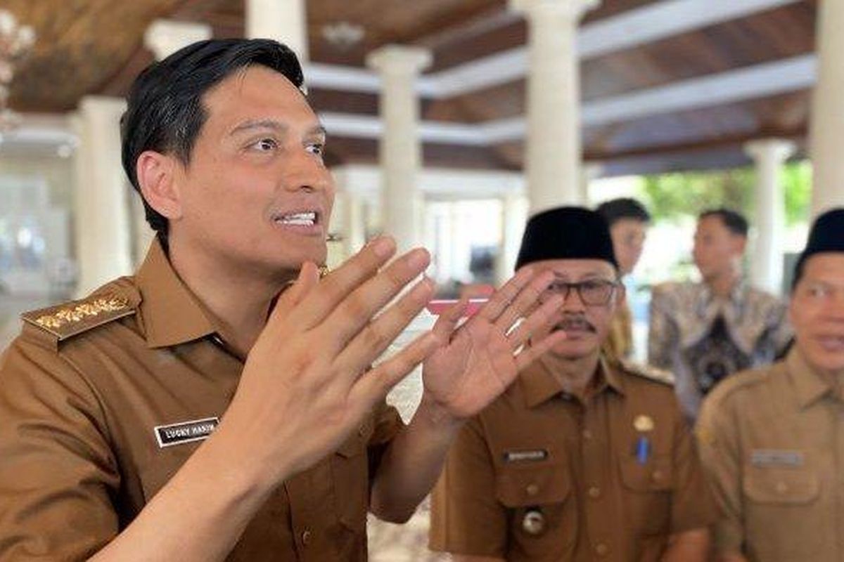 Foto: Lucky Hakim Diperiksa Kemendagri Terkait Perjalanan ke Jepang saat Lebaran | Pifa Net