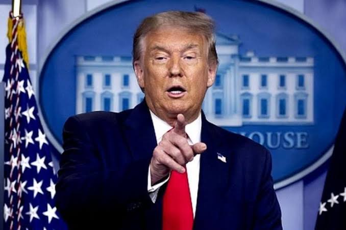 Foto: Donald Trump: Saya Benci Taylor Swift! | Pifa Net