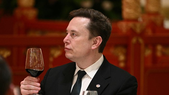Foto: Musk Bantah Rumor SpaceX Kembangkan HP AI, Sebut Laporan Tak Benar | Pifa Net