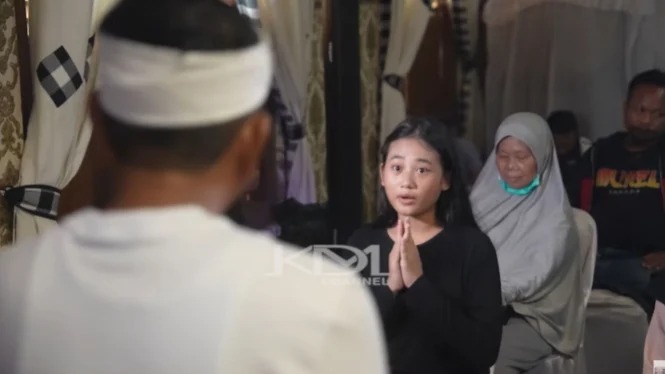 Foto: Aura Cinta Jadi Sorotan Usai Debat dengan Dedi Mulyadi, Ini Sosoknya | Pifa Net