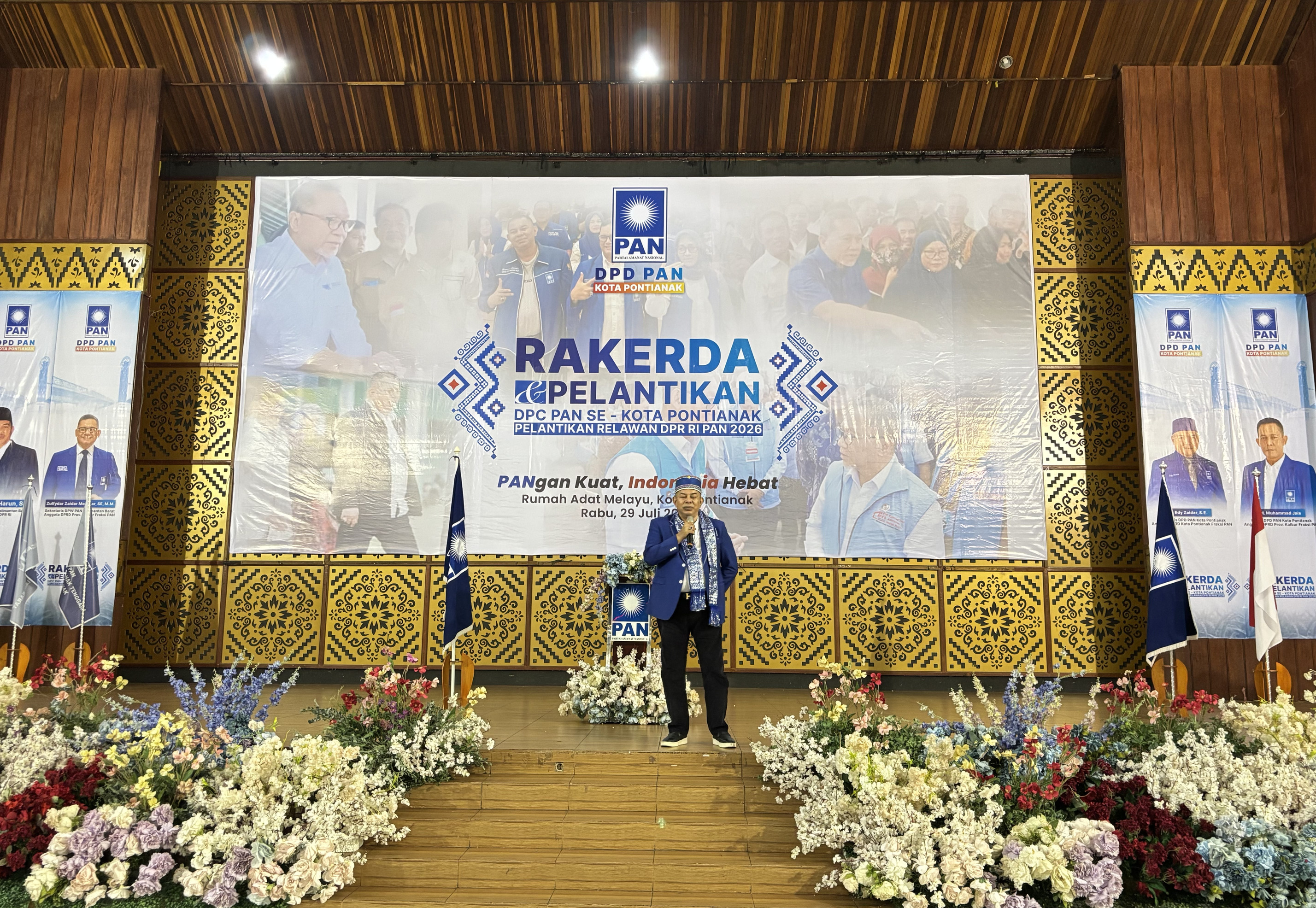 Foto:   Rakerda PAN Pontianak Jadi Ajang Konsolidasi, Boyman Harun Minta Kader Hadir untuk Rakyat | Pifa Net