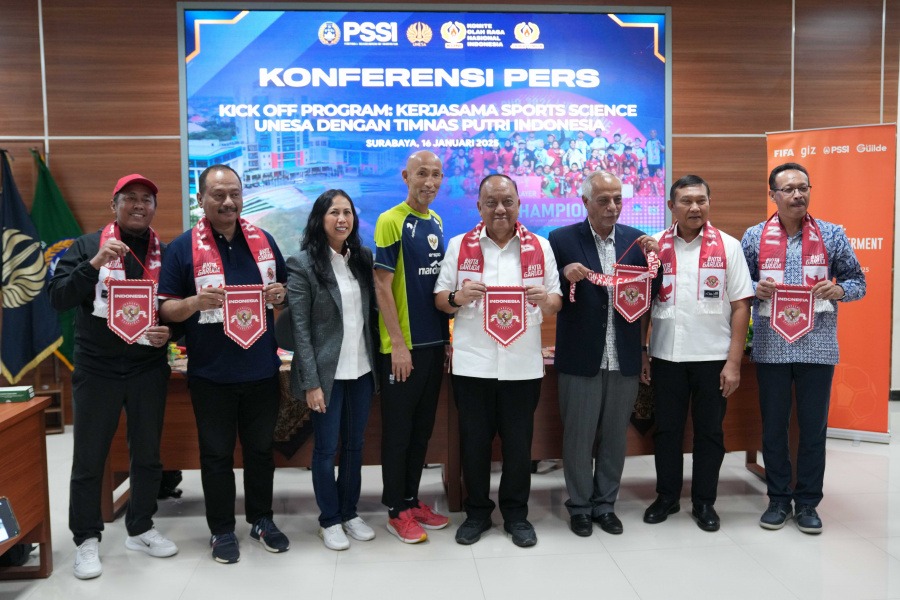 Foto: PSSI Gandeng UNESA Kembangkan Sepak Bola Wanita | Pifa Net