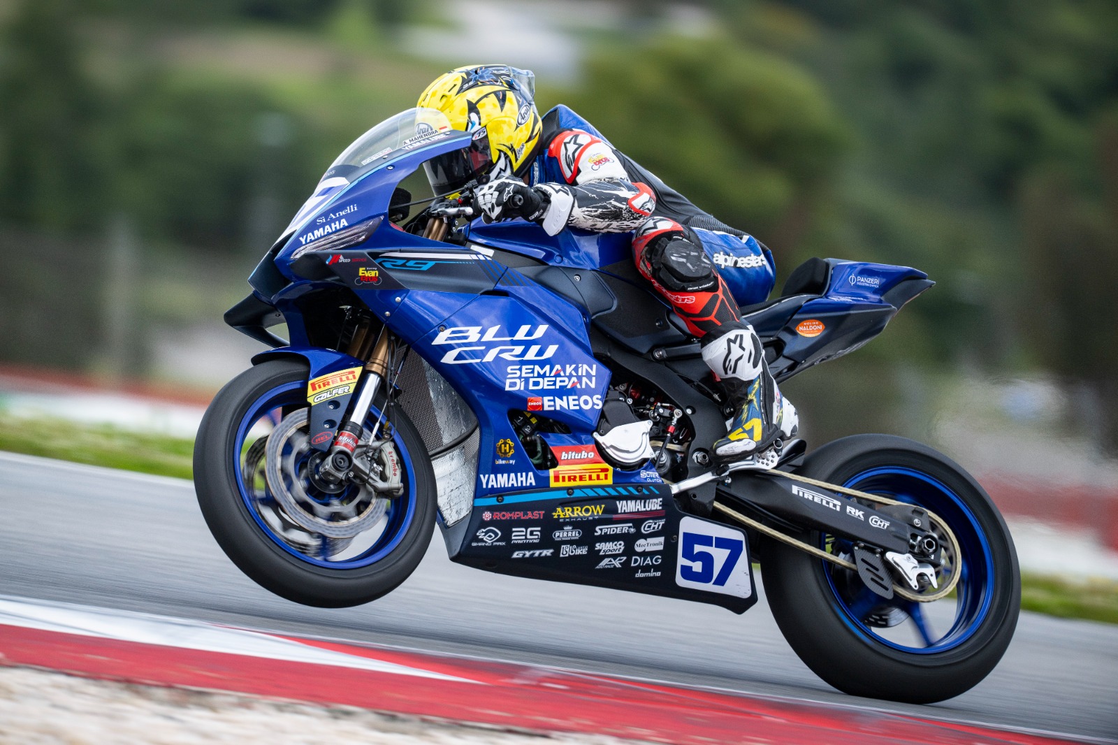 Foto: Jalani Test di Portimao, El' Dablek Aldi Satya Mahendra Makin Kenal Karakter Yamaha R9 | Pifa Net