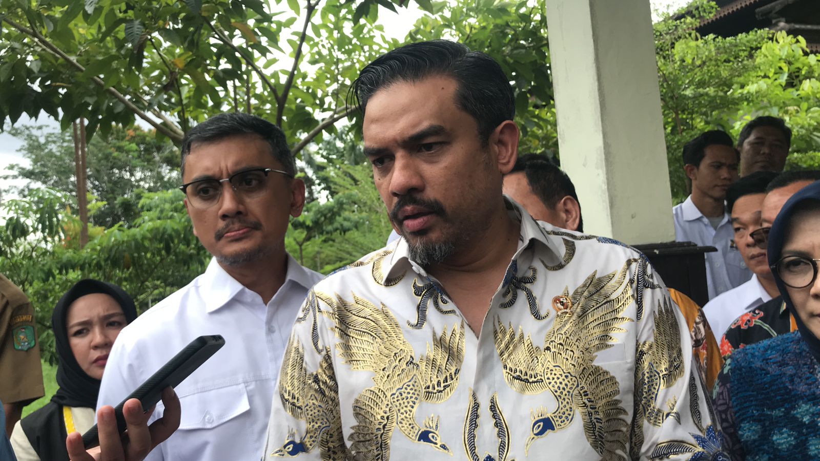 Foto: Pasar Tradisional Mulai Sepi, Menteri UMKM Maman Dorong Pedagang Go Digital | Pifa Net
