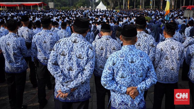 Foto: DPR Desak Kemendikdasmen Usut Polemik Pengunduran Diri Ratusan Kepala Sekolah di Sulsel | Pifa Net