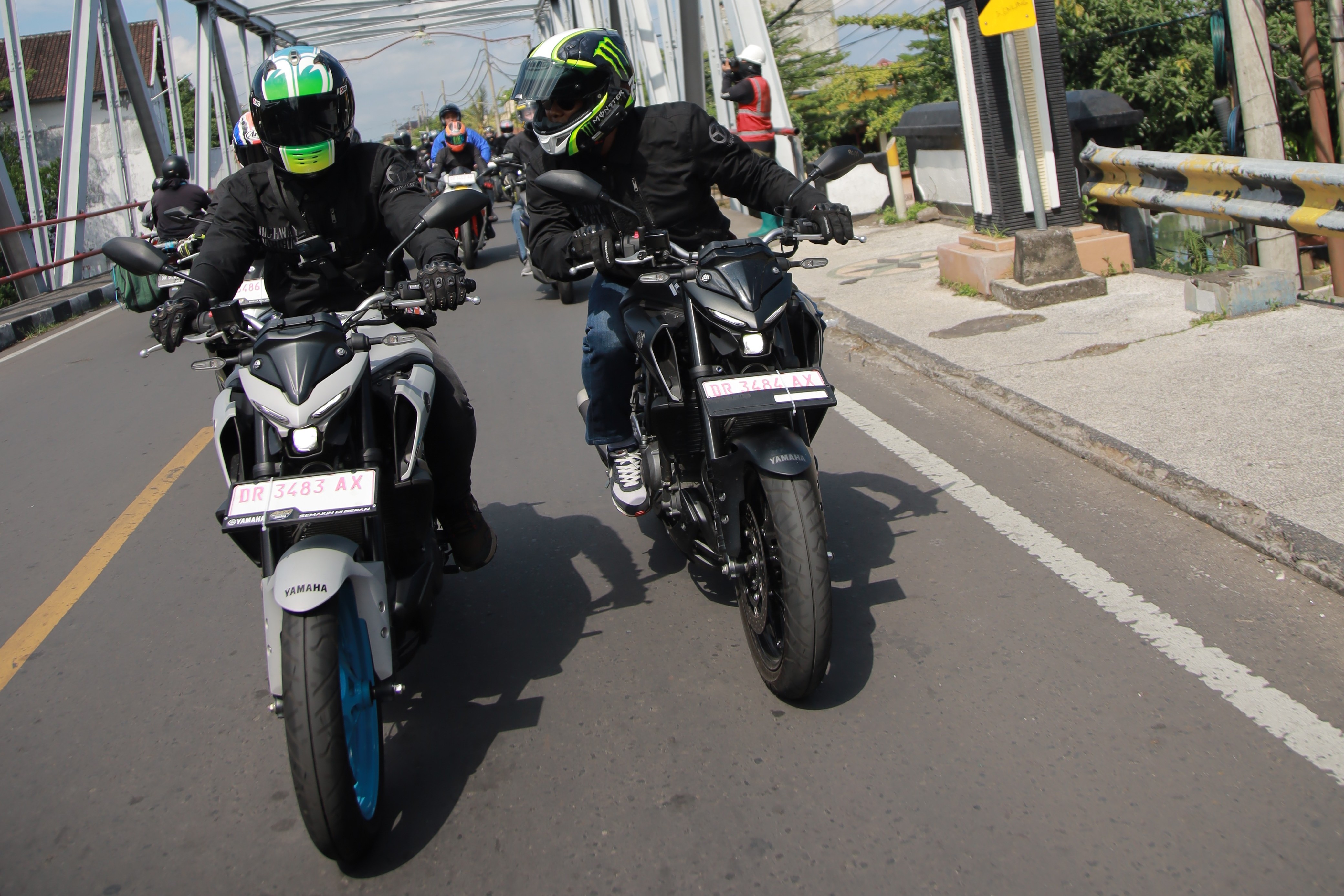 Foto: Perdana! Yamaha Ajak Awak Media Satmori Seru ke Senggigi Bareng New Yamaha R25, MT-25, dan AEROX ALPHA | Pifa Net