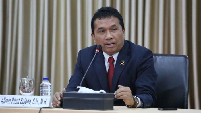 Foto: Komisi III DPR Tetapkan 10 Calon Hakim Agung, Nama Hakim Vonis Mati Ferdy Sambo Tak Lolos | Pifa Net