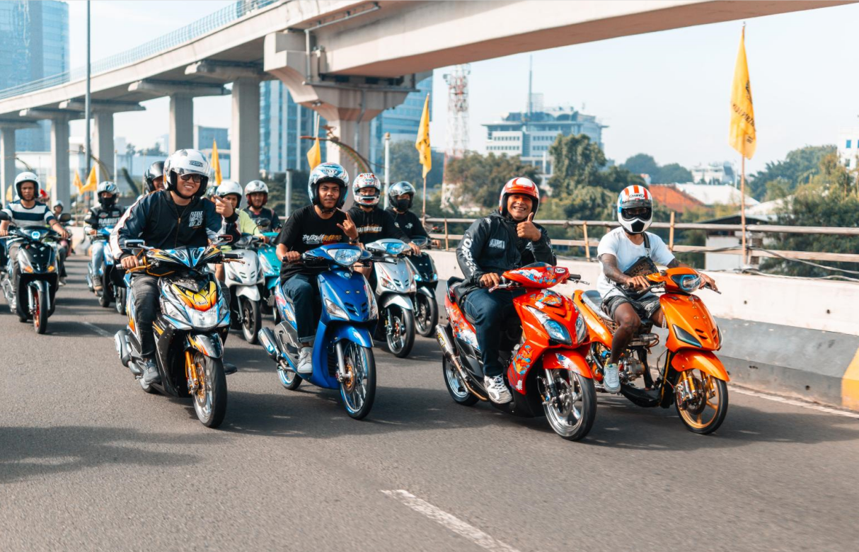 Foto:  Ratusan Yamaha Mio Lintas Generasi Hadir Pada Mio Ride The Hype Jadi Bukti Solidaritas Skutik Legendaris Indonesia | Pifa Net