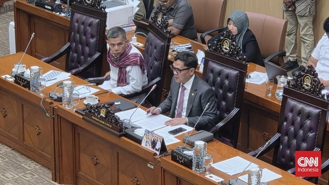 Foto: Buntut Vonis Bebas Amsal Sitepu, Komisi III DPR Desak Kajari Karo Dicopot | Pifa Net