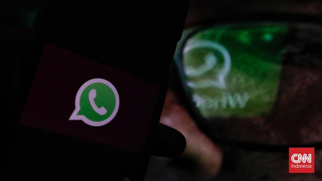 Ilustrasi WhatsApp. (CNN Indonesia)