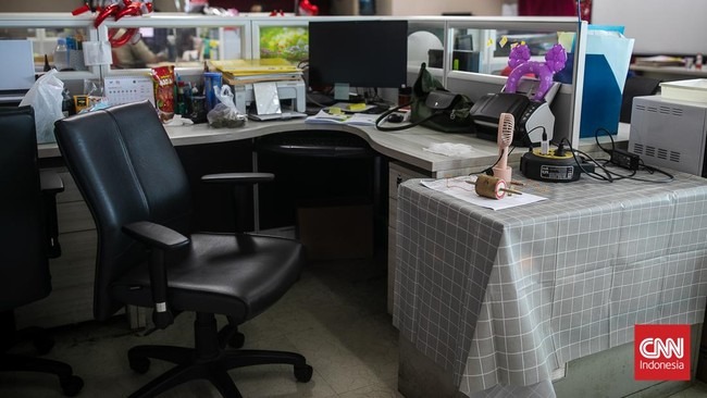 Foto: Komisi II DPR Minta WFH Tak Diterapkan Senin dan Jumat, Cegah Libur Panjang | Pifa Net