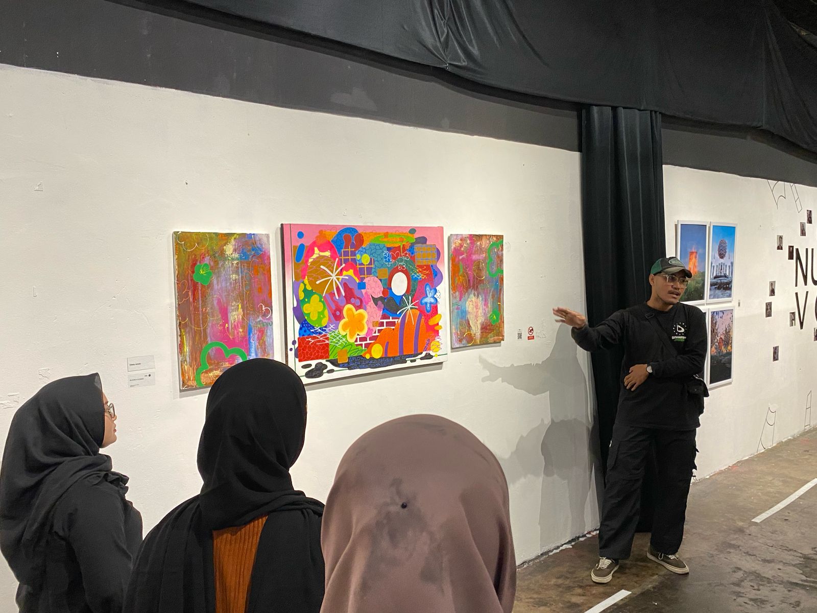 Foto: Usai Bukber, Nikmati 17 Karya Seniman Kalbar di Pameran Nugal Vol. 2 Yuk | Pifa Net