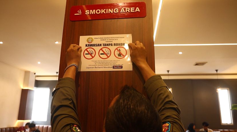 Foto: Merokok di Kawasan Tanpa Rokok di Pontianak Bakalan Didenda Rp 250 ribu | Pifa Net