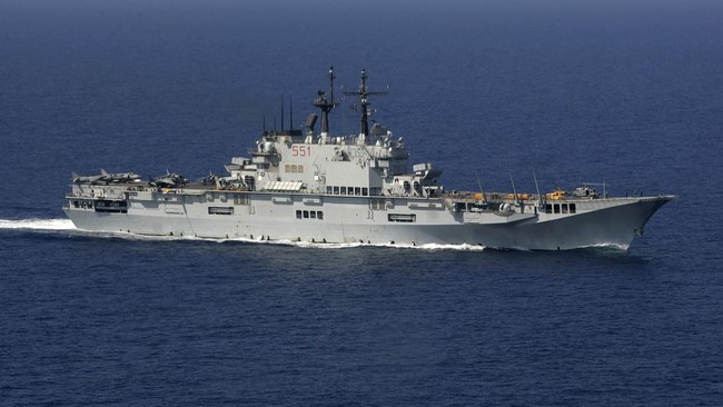 Foto: DPR Setujui Penerimaan Hibah Kapal Induk Giuseppe Garibaldi dari Italia | Pifa Net