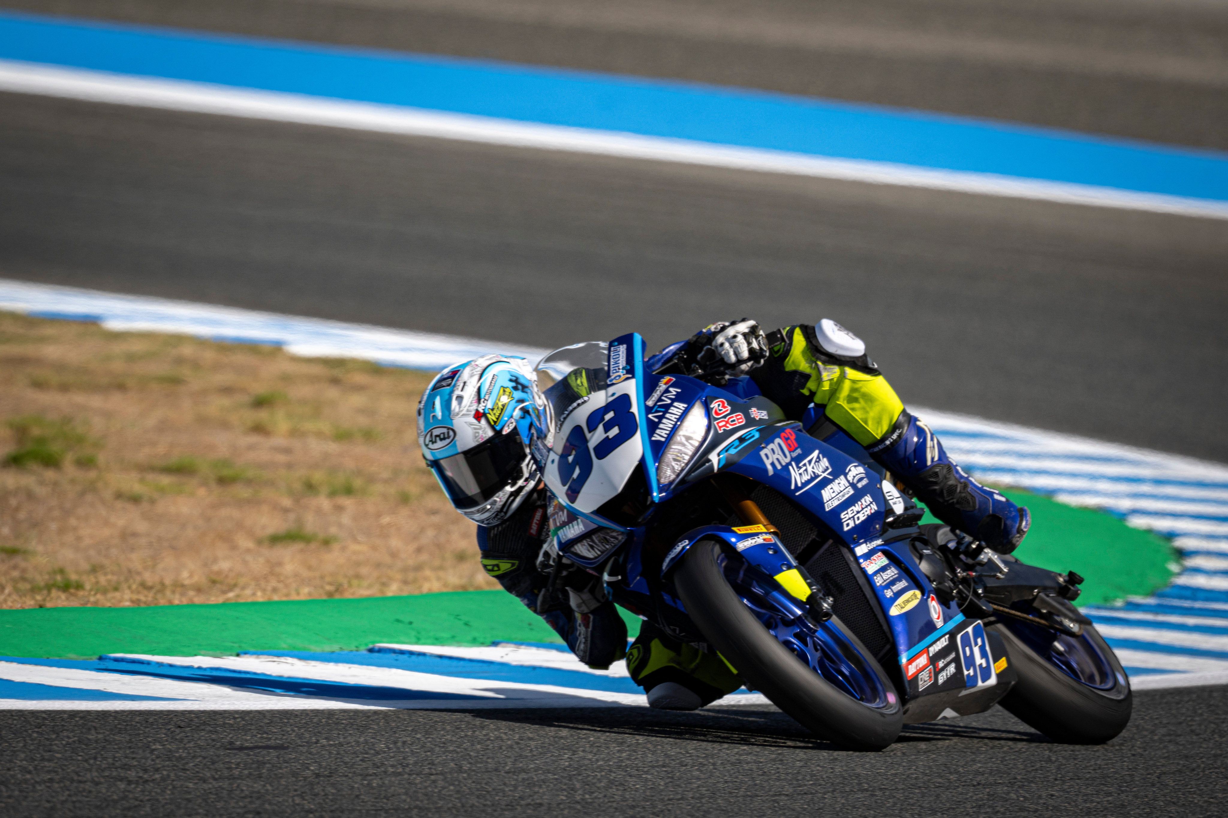 Foto: Buktikan Improvement, Arai Agaska Raih Poin di World Supersport 300 Jerez | Pifa Net