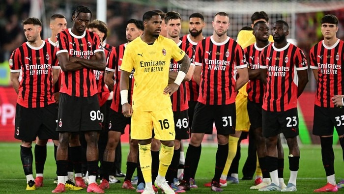 Foto: Gagal Tampil di Kompetisi Eropa, AC Milan Terancam Merugi Rp 1,4 Triliun | Pifa Net