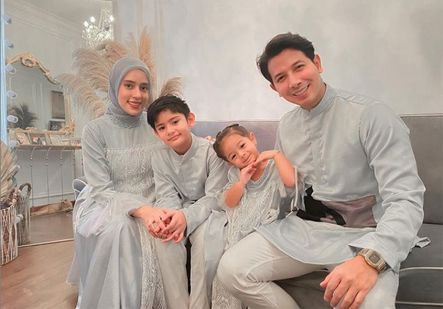 Foto: Ini Cara Sonny Septian-Fairuz A Rafiq Ajarkan Nilai Agama ke Anak | Pifa Net