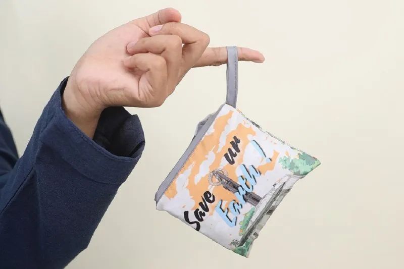 Foto: Mulai 2025 Pontianak Tanpa Kantong Plastik, Ini Cara Mendapat Tas Belanja dari DLH | Pifa Net