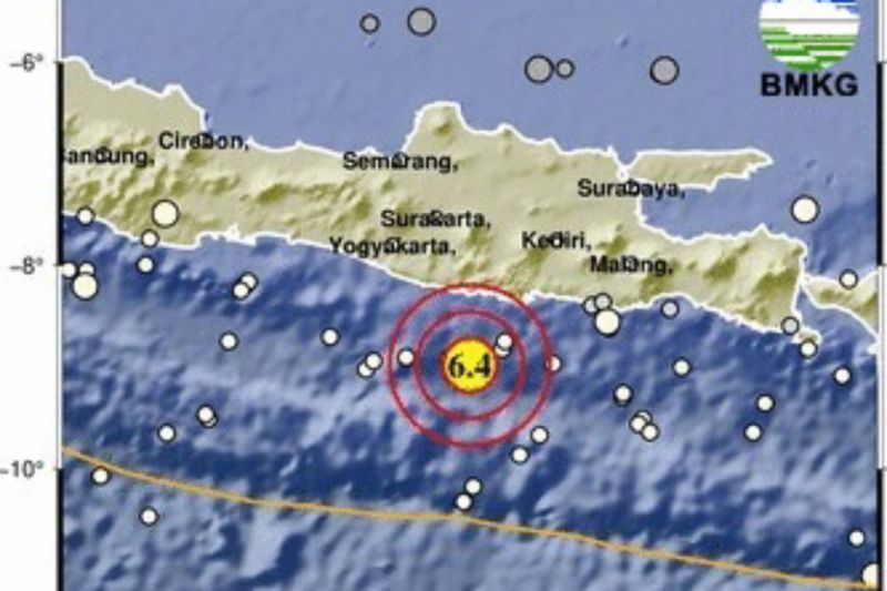 Foto: 40 Warga DIY Dirawat Usai Gempa M 6,2 Pacitan, BPBD Pastikan Tak Ada Korban Jiwa | Pifa Net