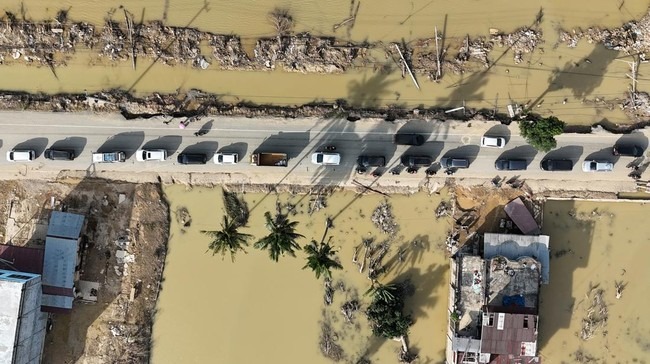Foto: Gubernur Aceh Mualem Minta Kepala Daerah yang ‘Menyerah’ Tangani Banjir-Longsor untuk Mundur | Pifa Net