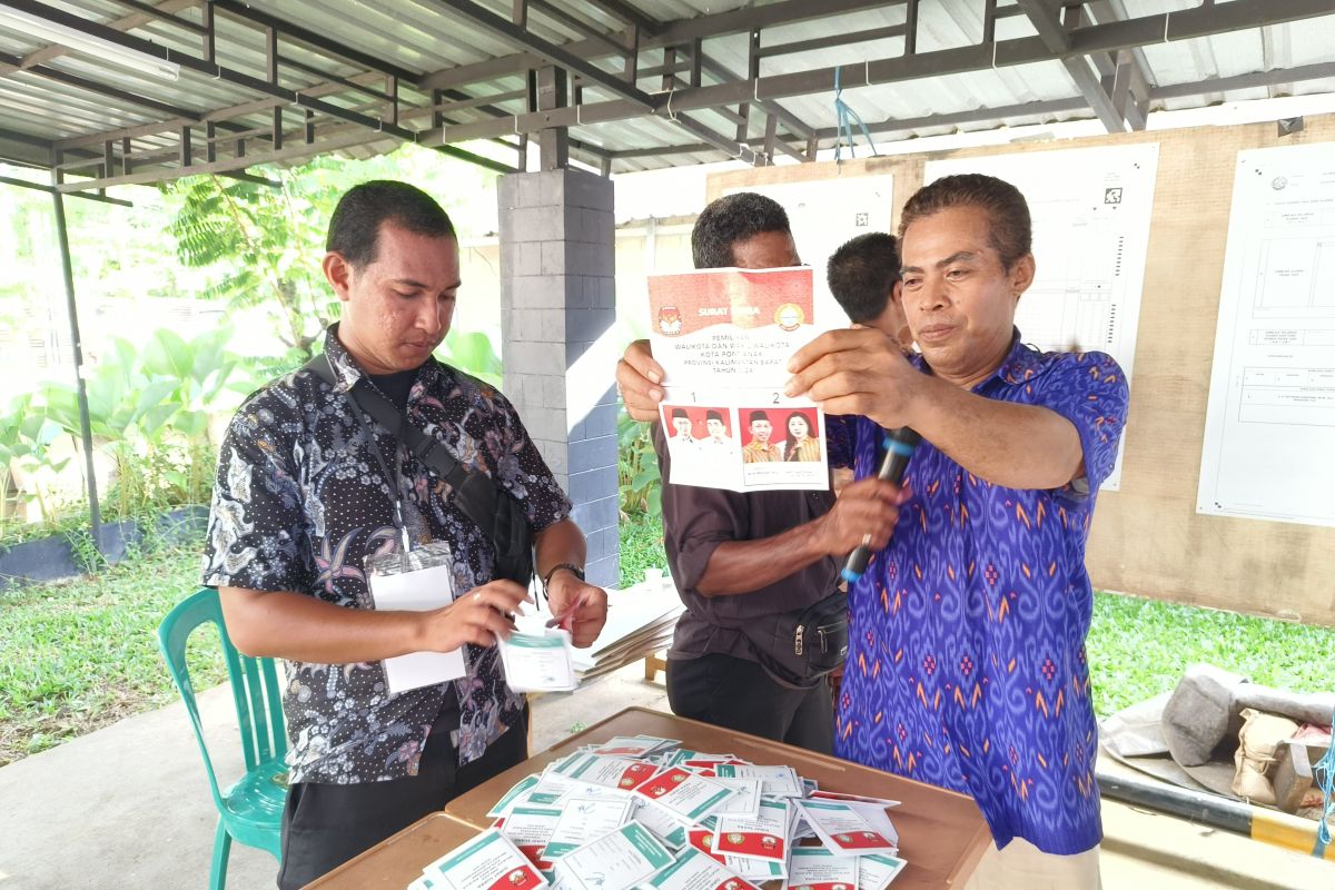 Foto: Proses Pungut Hitung Pilkada Kalbar Berjalan Lancar dan Aman | Pifa Net