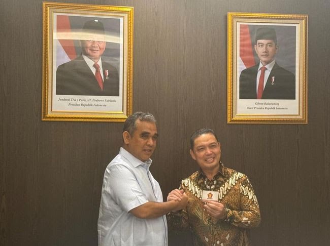 Foto: Diusung PDIP, PPP, dan Hanura saat Pilkada, Ria Norsan Justru Bergabung Gerindra Setelah Menang Pilkada | Pifa Net