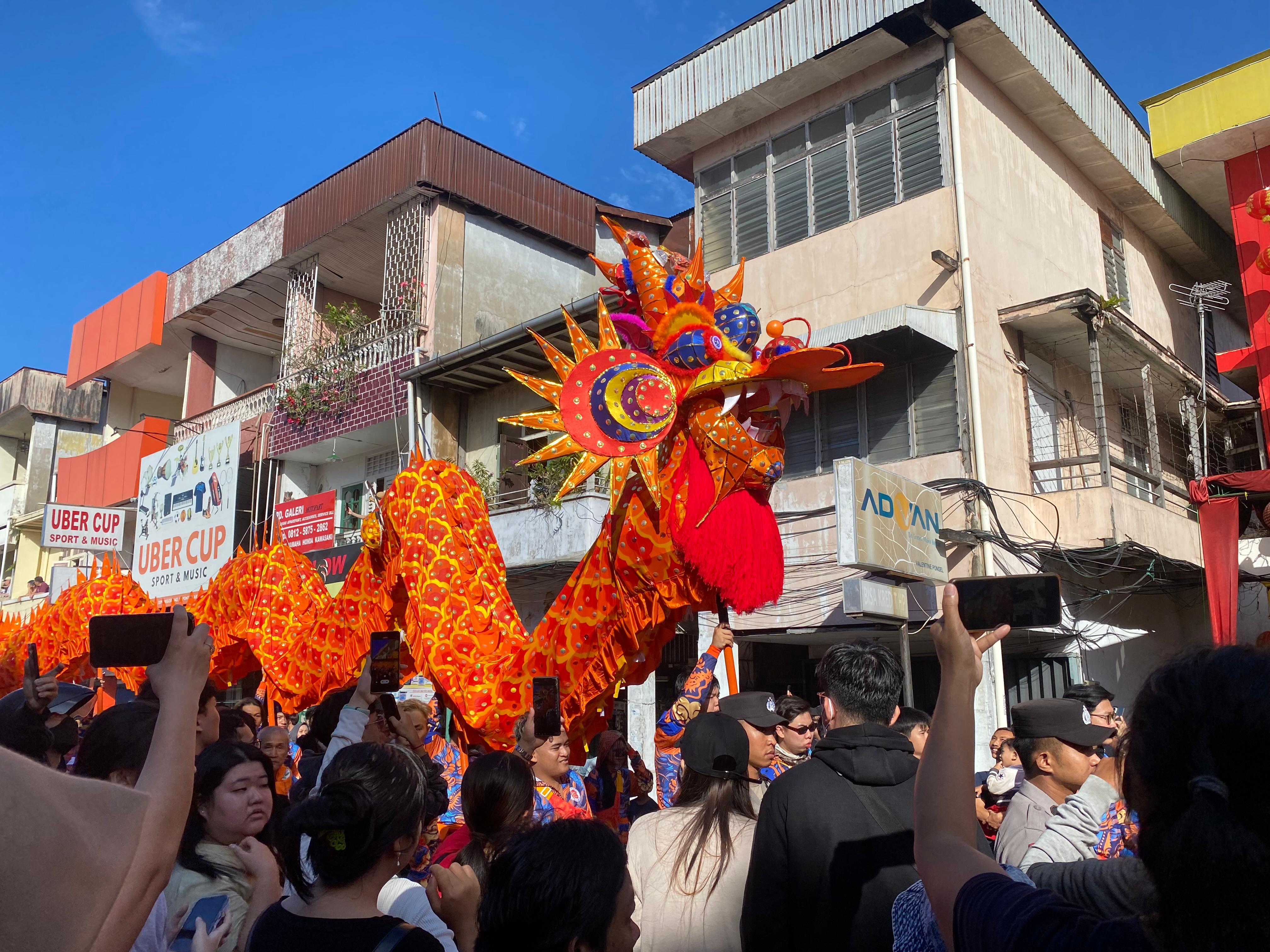Foto: Ritual Naga Buka Mata Awali Perayaan Cap Go Meh di Pontianak | Pifa Net
