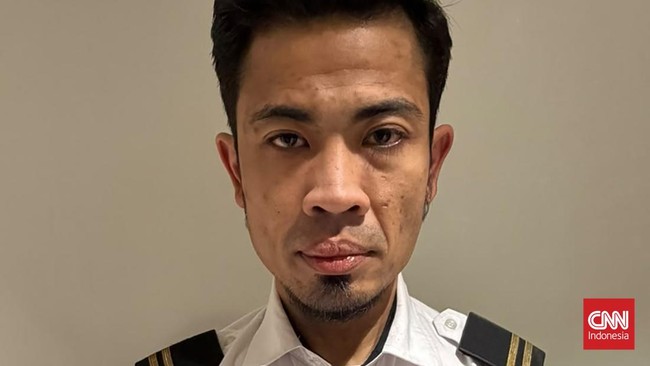 Foto: Pilot Malaysia Airlines Wajib Tes Narkoba Usai Rekannya Ditangkap di RI | Pifa Net