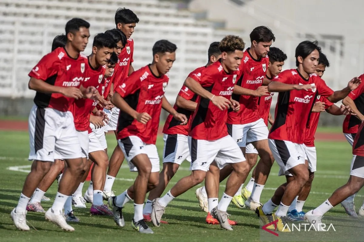 Foto: Jens Raven Ajak Suporter Dukung Langsung Timnas U-23 di SUGBK | Pifa Net
