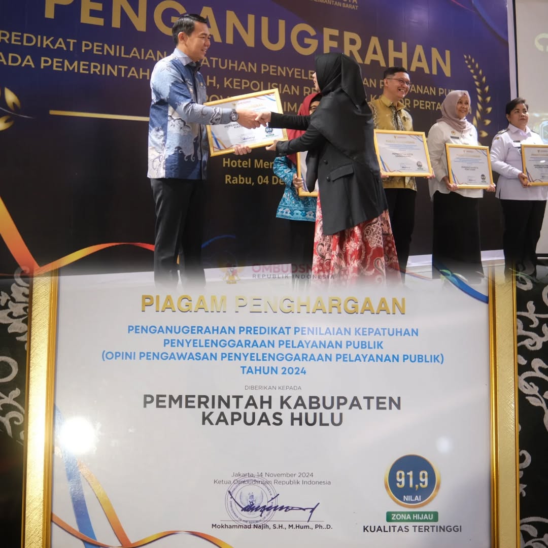 Foto: Bupati Kapuas Hulu Terima Penghargaan Pelayanan Publik Tahun 2024 | Pifa Net