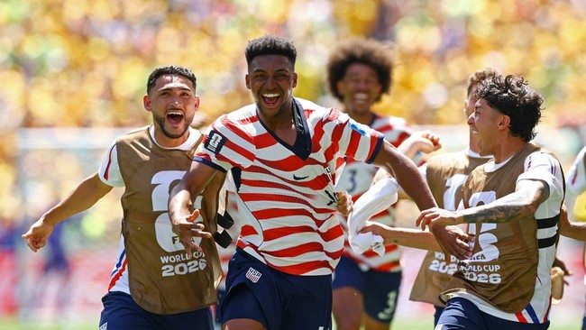 Foto: Amerika Serikat Lolos ke 32 Besar usai Kalahkan Australia | Pifa Net