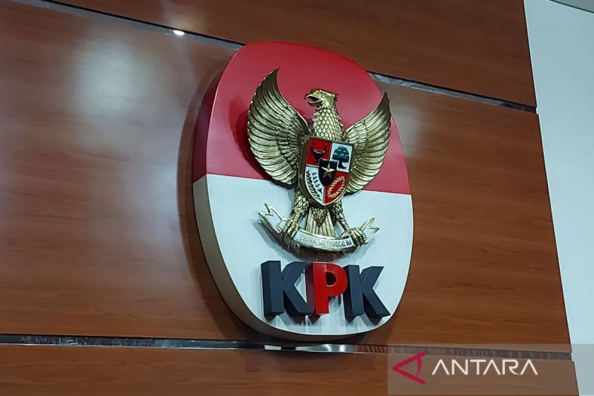 Foto: KPK Tangkap Paulus Tannos, Buronan Kasus Korupsi KTP Elektronik di Singapura | Pifa Net