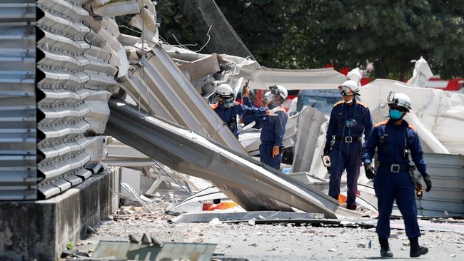 Foto: Gempa Guncang Ruang Operasi RS Jepang, Dokter Tetap Lanjutkan Bedah Pasien | Pifa Net