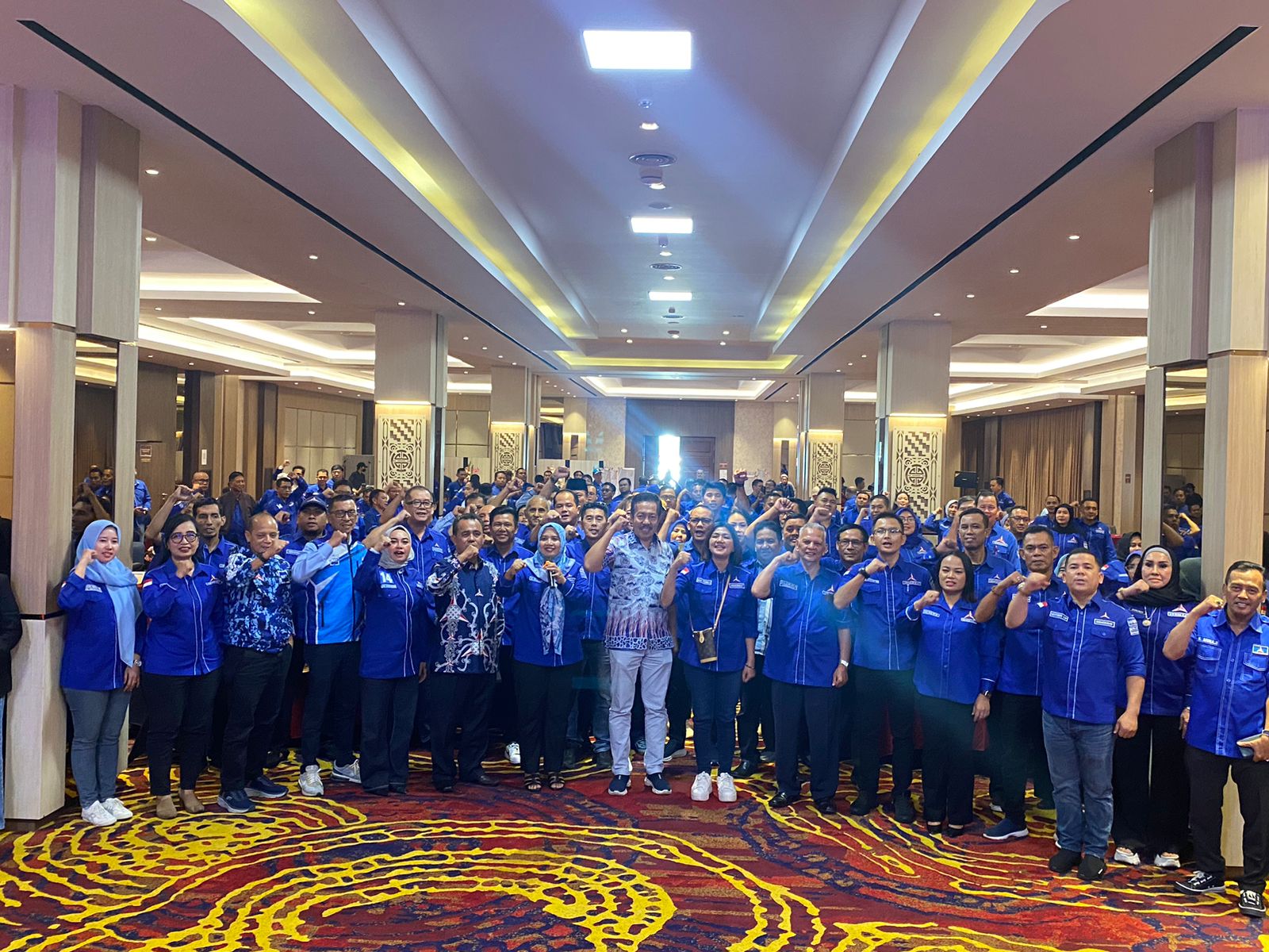 Foto: Midji-Didi, Lanjot Agik! Demokrat Kalbar Matangkan Strategi Pemenangan | Pifa Net