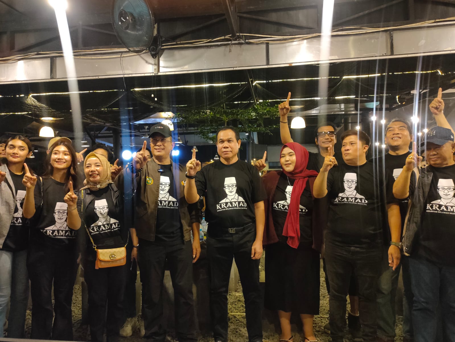 Foto: Ribuan Milenial Singkawang, Bengkayang, dan Sambas Deklarasikan Dukungan untuk Sutarmidji-Didi Haryono di Pilgub Kalbar 2024 | Pifa Net