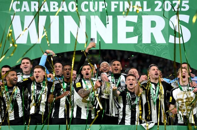 Foto: Newcastle United Ukir Sejarah, Taklukkan Liverpool di Final Carabao Cup 2025 | Pifa Net
