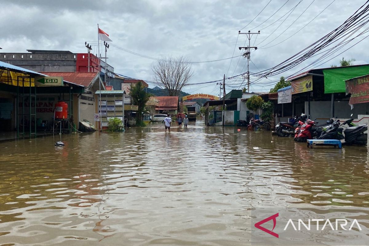 Foto: Banjir Meluas di Singkawang, Empat Kecamatan Terendam | Pifa Net