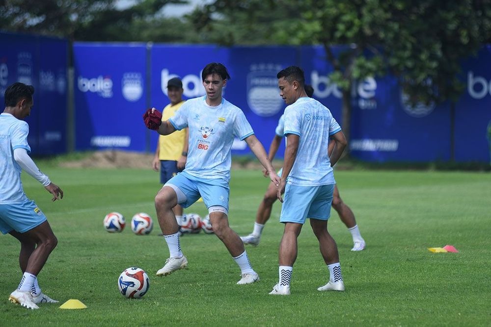 Foto: Dedi Kusnandar dan Markx Mulai Gabung Latihan PERSIB | Pifa Net