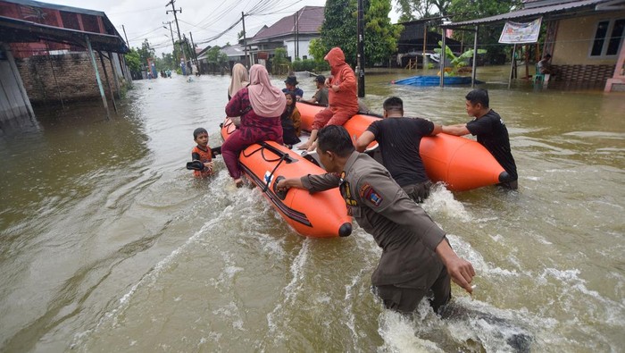 Foto: BRIN Kerahkan Task Force untuk Tangani Banjir Sumatra, Dipimpin Peneliti Joko Widodo | Pifa Net